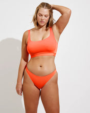 Load image into Gallery viewer, WEAR TO BOTTOM APEROL