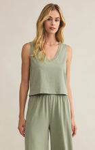 Load image into Gallery viewer, SLOANE V NECK HUNTERGREEN
