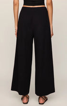 Load image into Gallery viewer, SCOUT JERSEY CROP PANT - TRUE BLK
